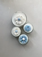 ست ۴ عددی شمع گل با جار شیشه‌ای - Image 5